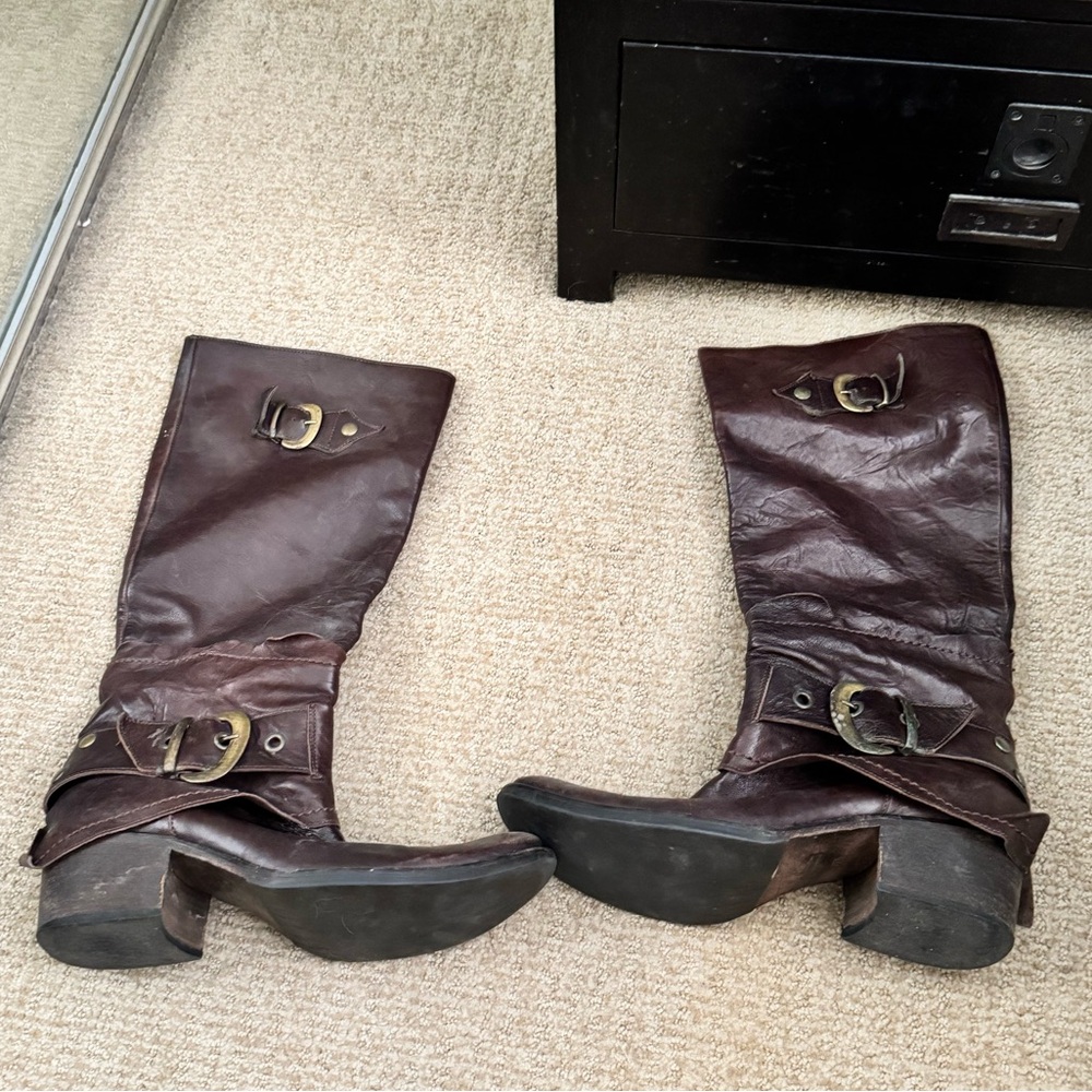 Brown boots